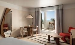 A look at the executive king ocean view room at Sandbourne Santa Monica